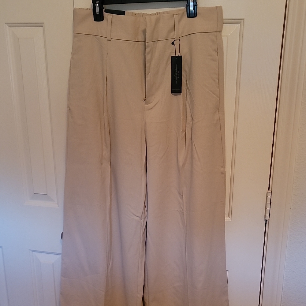 Banana Republic Wide Leg Pants in Beige 12
